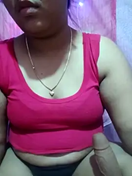 Super-Couple online show from December 3, 2025, 6:40 pm