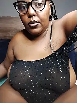 Snapshot of CHERRYYUMMY chatting on April 10, 2026, 8:54 am CHERRYYUMMY online show from April 10, 2026, 8:54 am