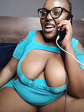 Snapshot of CHERRYYUMMY chatting on March 18, 2026, 8:32 pm CHERRYYUMMY online show from March 18, 2026, 8:32 pm