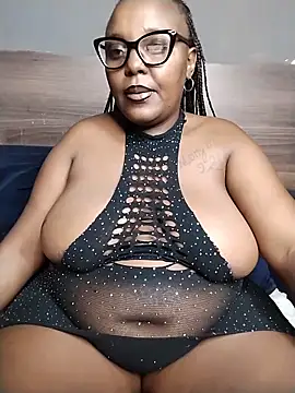 Snapshot of CHERRYYUMMY chatting on March 10, 2026, 6:01 pm CHERRYYUMMY online show from March 10, 2026, 6:01 pm