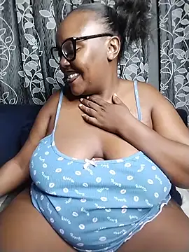 Snapshot of CHERRYYUMMY chatting on February 23, 2026, 7:14 pm CHERRYYUMMY online show from February 23, 2026, 7:14 pm