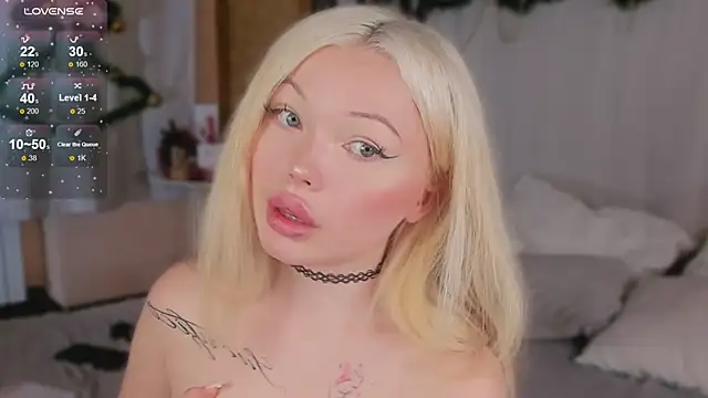 CarolineJonies online show from December 19, 2024, 11:07 am