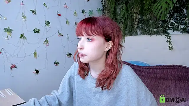 ElizaNik  online show from March 19, 2026, 10:10 pm