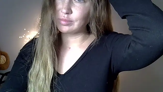 Lucky Anna online show from January 8, 2026, 9:54 pm