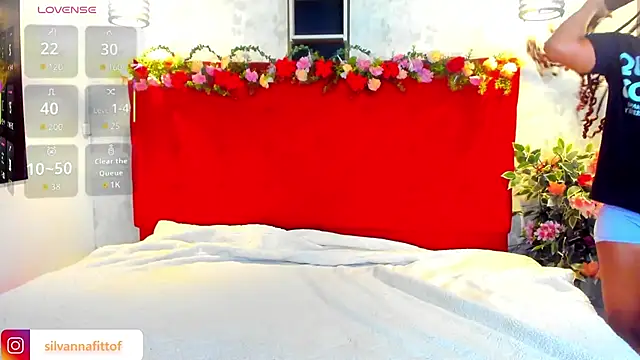 Snapshot of SilvannaFit chatting on March 12, 2026, 11:36 am SilvannaFit online show from March 12, 2026, 11:36 am