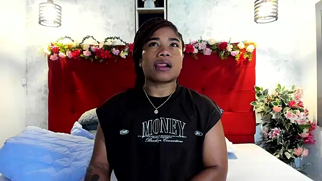 Snapshot of SilvannaFit chatting on March 26, 2026, 11:52 am SilvannaFit online show from March 26, 2026, 11:52 am