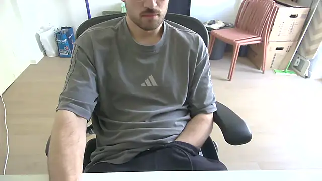 taallguyy 196 online show from April 19, 2026, 8:04 am