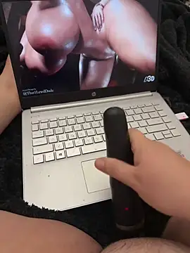 SoshyBaby online show from September 19, 2025, 10:41 am