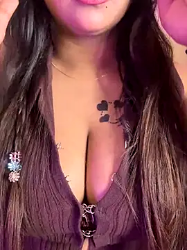 wildestcouplee online show from December 21, 2025, 7:26 pm