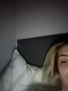 SUSELLAM1 online show from March 27, 2026, 11:38 pm