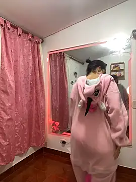 Snapshot of Goddess-Love- chatting on February 5, 2026, 11:06 am Goddess-Love- online show from February 5, 2026, 11:06 am