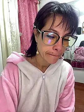 Snapshot of Goddess-Love- chatting on January 19, 2026, 9:24 am Goddess-Love- online show from January 19, 2026, 9:24 am