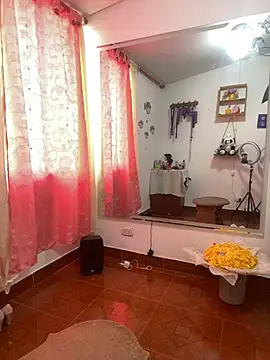 Snapshot of Goddess-Love- chatting on February 1, 2026, 3:43 pm Goddess-Love- online show from February 1, 2026, 3:43 pm