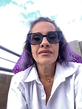 Goddess-Love- online show from April 7, 2026, 8:32 pm