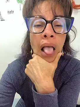 Snapshot of Goddess-Love- chatting on April 28, 2026, 9:24 am Goddess-Love- online show from April 28, 2026, 9:24 am