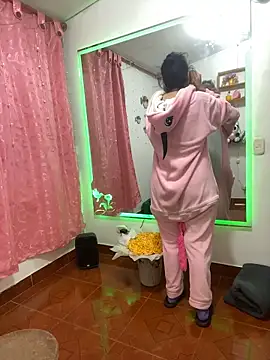 Snapshot of Goddess-Love- chatting on February 12, 2026, 11:10 am Goddess-Love- online show from February 12, 2026, 11:10 am