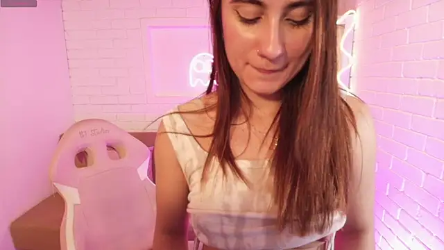 Foxy tay online show from December 7, 2024, 6:32 pm