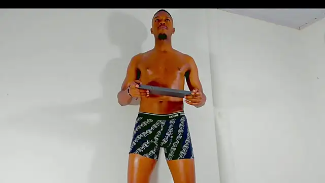 Snapshot of Amir_mikelsen chatting on February 9, 2026, 3:48 am Amir mikelsen online show from February 9, 2026, 3:48 am