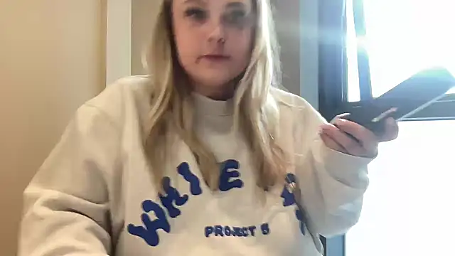 Snapshot of blairbella chatting on March 13, 2025, 4:23 pm blairbella online show from March 13, 2025, 4:23 pm