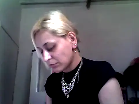 ariana crazzy online show from March 4, 2025, 7:32 pm