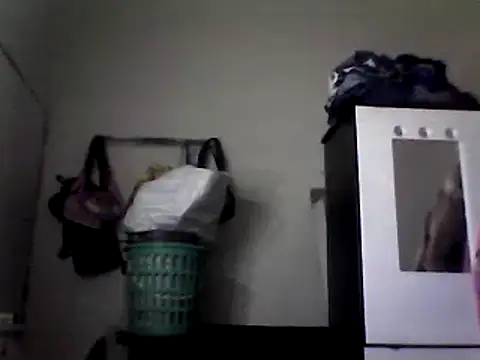 ariana crazzy online show from March 5, 2025, 5:40 am