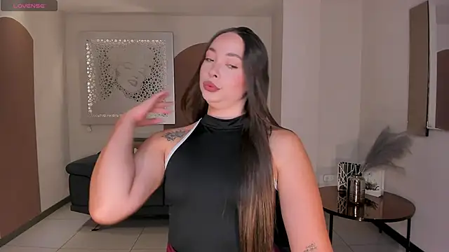 AlinaKravitz online show from April 5, 2026, 4:35 pm