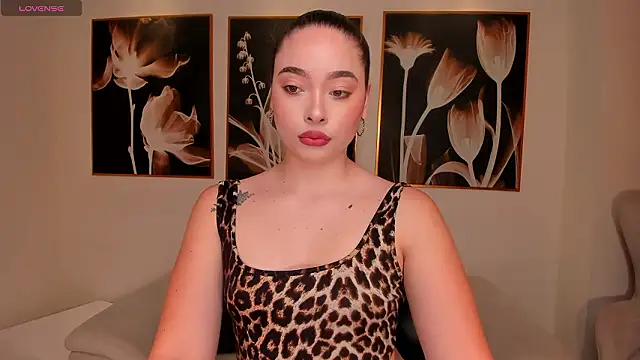 AlinaKravitz online show from February 2, 2026, 12:26 pm