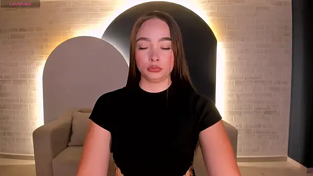 AlinaKravitz online show from March 16, 2026, 5:26 pm