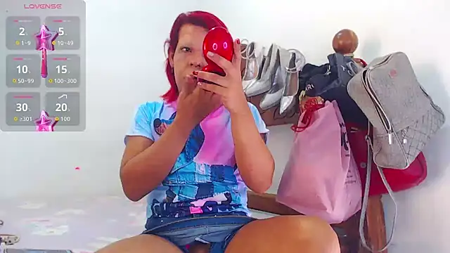 blondebitchlitle online show from July 4, 2026, 1:48 pm
