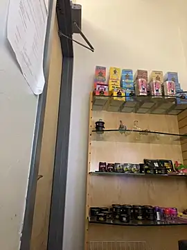 Snapshot of jr91esl chatting on February 12, 2025, 12:27 am jr91esl online show from February 12, 2025, 12:27 am