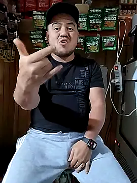 TheBriiaand30 online show from April 18, 2026, 7:58 pm