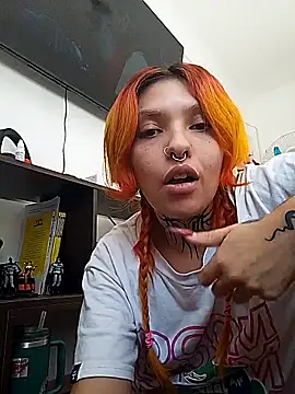 littledoll juicy online show from March 3, 2026, 8:16 pm