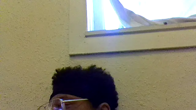 dvaughn3117 online show from April 10, 2026, 11:56 pm