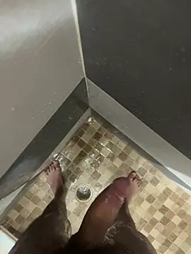 mylovetr1 online show from February 15, 2026, 11:25 pm