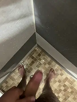 mylovetr1 online show from February 15, 2026, 12:33 am