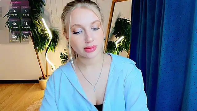 Evacadooo online show from March 8, 2026, 2:59 am