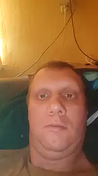 Snapshot of Osmon chatting on January 11, 2025, 9:26 am Osmon online show from January 11, 2025, 9:26 am