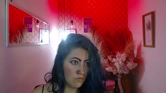 scarleth blue online show from February 24, 2026, 3:07 am