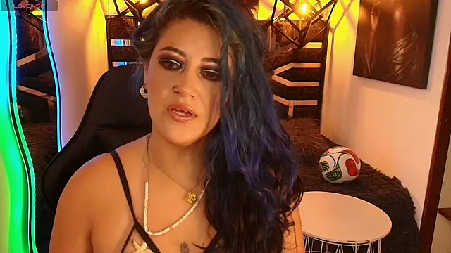 scarleth blue online show from July 9, 2026, 2:56 am