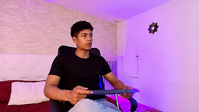 wagz online show from December 2, 2025, 11:45 am