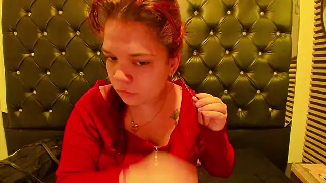 MelanyCarter18 online show from November 15, 2025, 1:48 pm