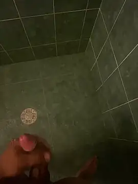 Snapshot of Tommy_y_Pamela chatting on February 18, 2026, 4:21 am Tommy y Pamela online show from February 18, 2026, 4:21 am