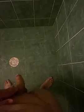 Snapshot of Tommy_y_Pamela chatting on February 3, 2026, 3:48 am Tommy y Pamela online show from February 3, 2026, 3:48 am