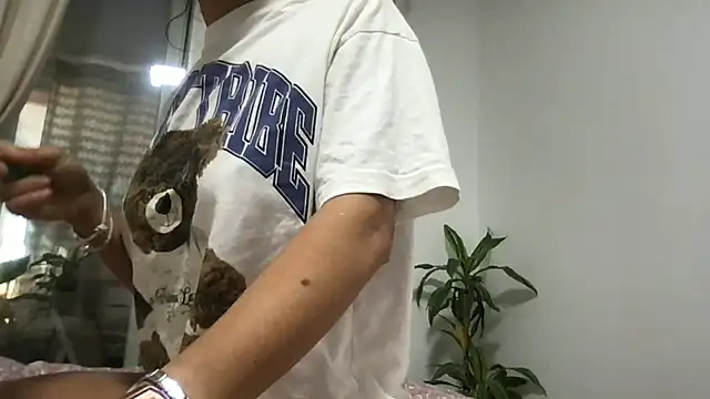 Snapshot of ScarlettMadii chatting on January 26, 2025, 7:42 am ScarlettMadii online show from January 26, 2025, 7:42 am