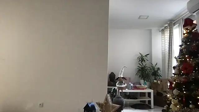 Snapshot of ScarlettMadii chatting on December 3, 2024, 11:29 am ScarlettMadii online show from December 3, 2024, 11:29 am