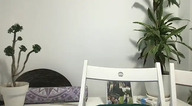 Snapshot of ScarlettMadii chatting on December 10, 2024, 6:17 pm ScarlettMadii online show from December 10, 2024, 6:17 pm