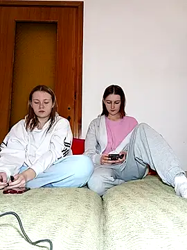 Snapshot of ella_grays chatting on January 11, 2026, 5:31 pm ella grays online show from January 11, 2026, 5:31 pm