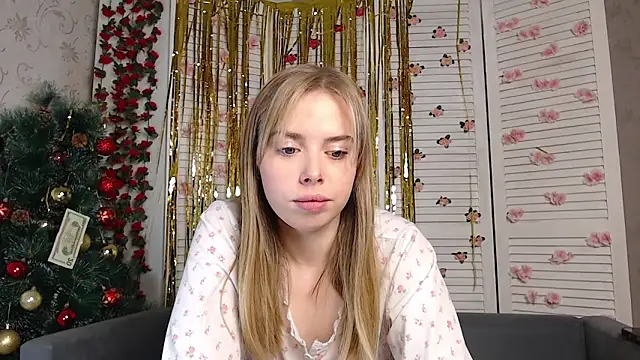 sofiaa here online show from December 16, 2025, 12:04 am