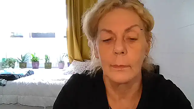 housewife shantie online show from August 6, 2026, 11:16 am