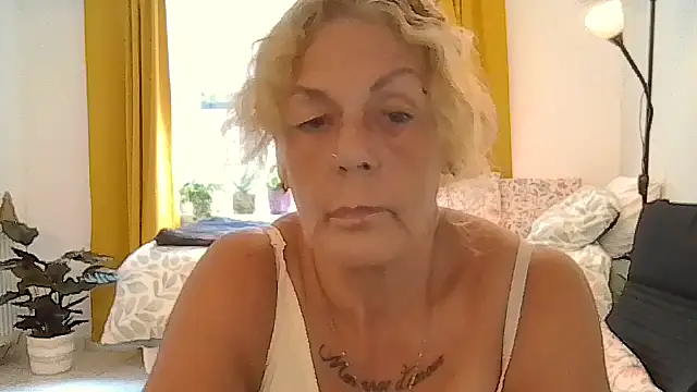 housewife shantie online show from July 20, 2026, 10:00 am